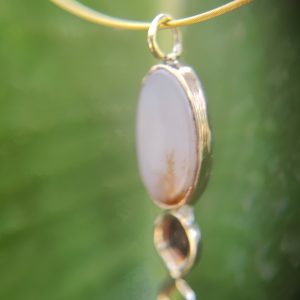 Vintage-Inspired Moss Agate & 14ct Gold Pendant