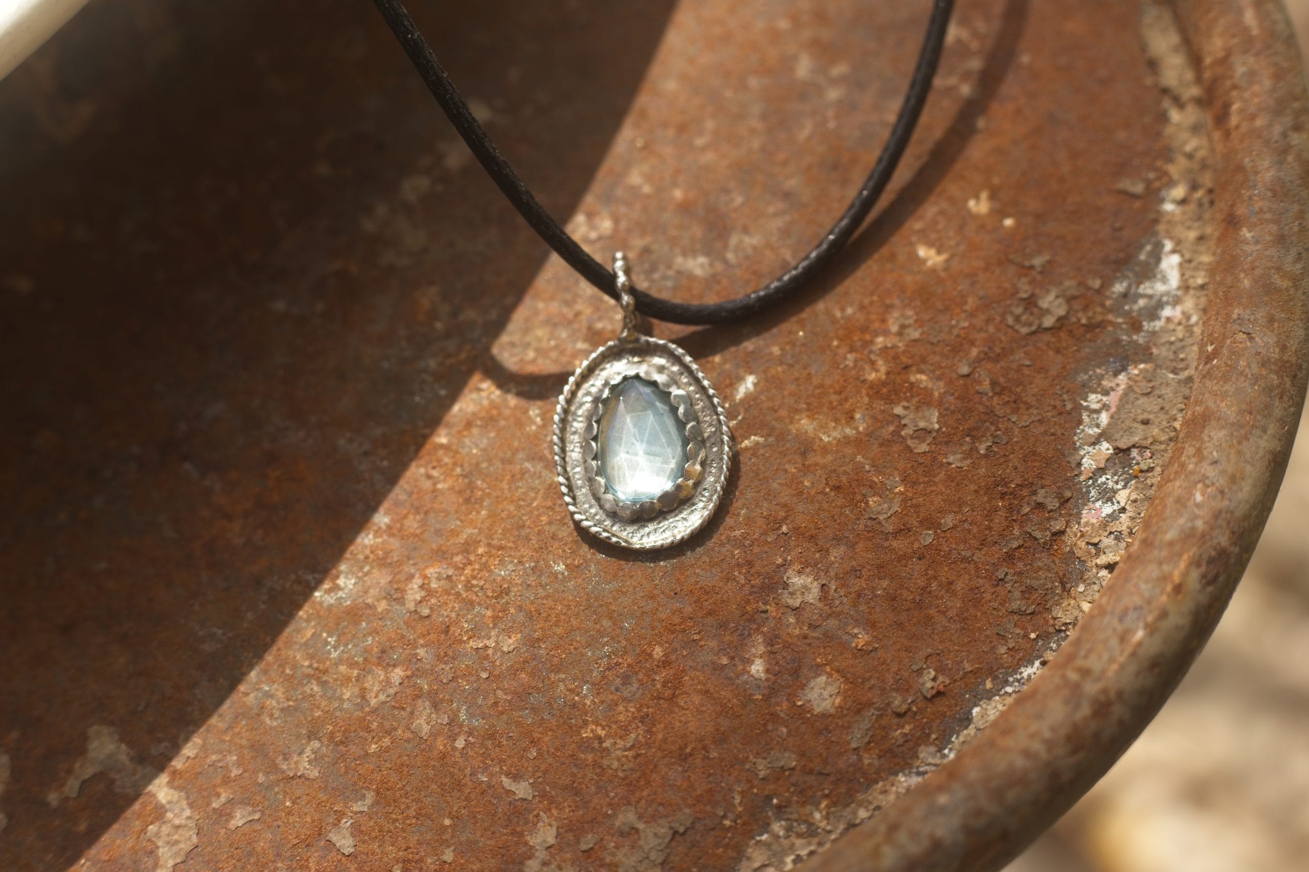 Swiss Blue Topaz & Textured Silver Pendant - Image 5