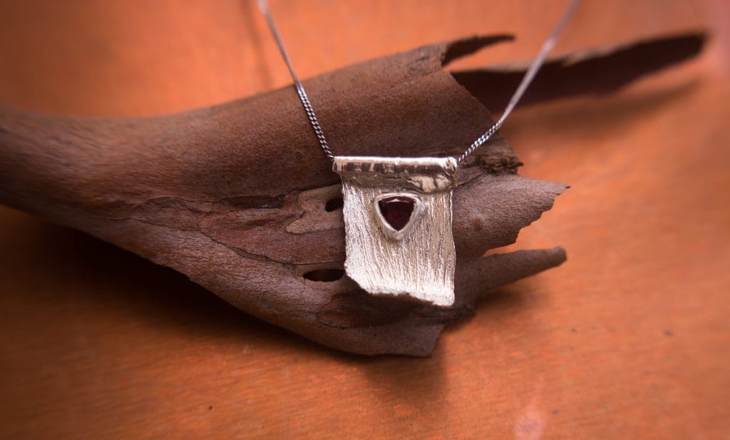 bark, texture, necklace, pendant, silver, garnet